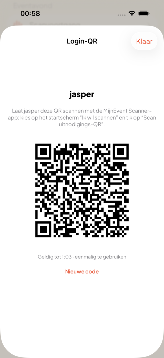 Inlogscherm dat een uitnodigings-QR scant om de controleur direct in te loggen.
